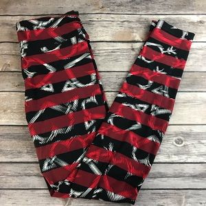 LuLaRoe Valentine’s Leggings Black w/ red stripe